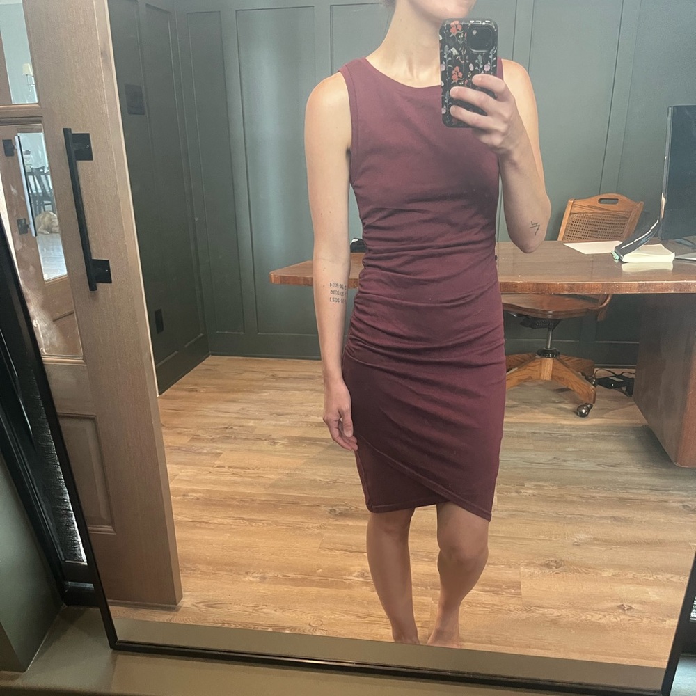 Leith, bodycon maroon dress, size XS